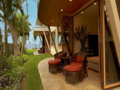 Porch with outdoor furniture