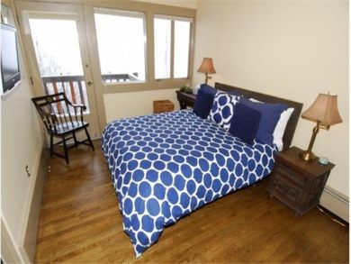 Bedroom 3 with king bed