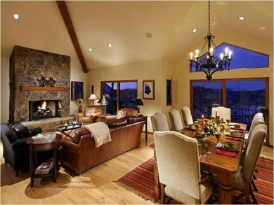 Living and Dining Area