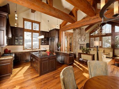 Gourmet kitchen & dining area