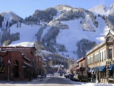 Aspen view at winter