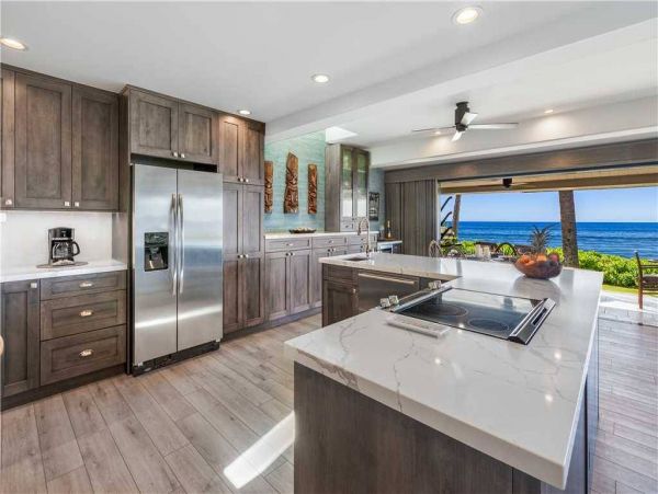 Maui Oceanfront Vacation Rental - Maui Family Beachfront Home with Panoramic Views