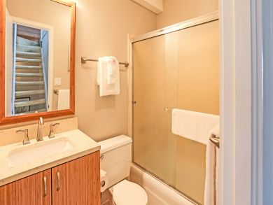 Great Lahaina Location 3 Bedroom Vacation Rental Sleeps 8 Great Lahaina Location 3 Bedroom Vacation Rental Sleeps 8