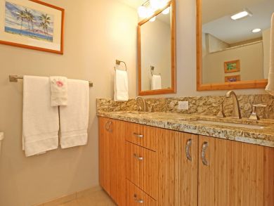 Great Lahaina Location 3 Bedroom Vacation Rental Sleeps 8 Great Lahaina Location 3 Bedroom Vacation Rental Sleeps 8