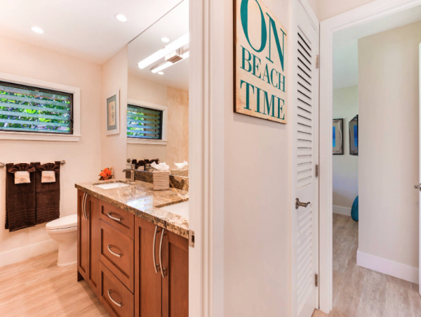 Lahaina Oceanfront Townhome 4 Bedrooms Sleeps 8 Guests