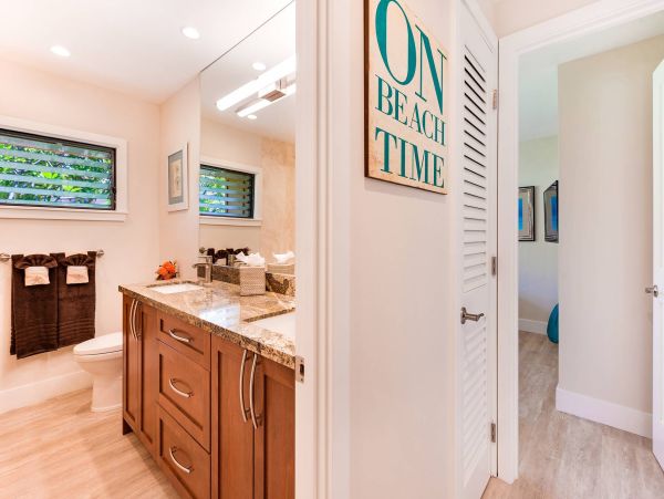 Lahaina Oceanfront Townhome 4 Bedrooms Sleeps 8 Guests