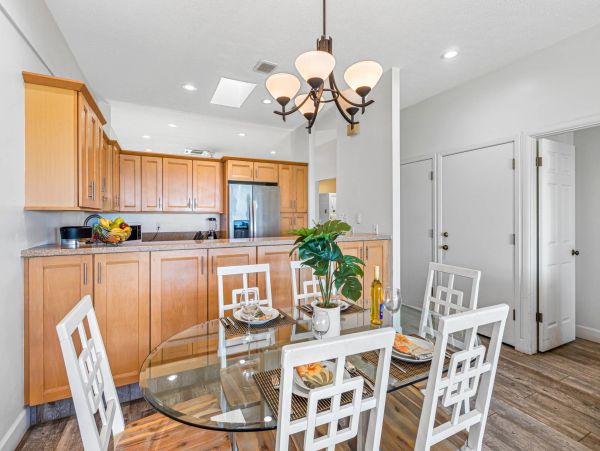 Oceanfront Maui Vacation Rental - Lahaina Condo Rental with Lanai & Pool