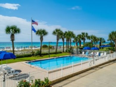 Destin Vacation Beach Condo Sleeps Eight Guests Gulf Views