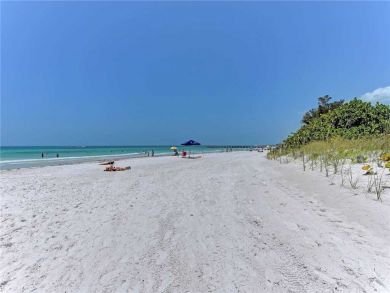 Brandenton Beach Vacation Condo Sleeps Four Guests.