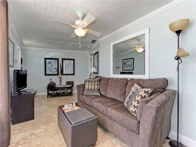 Brandenton Beach Vacation Condo Sleeps Four Guests.