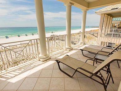 Stunning Vacation Rental Sleeps 14 Gulf View