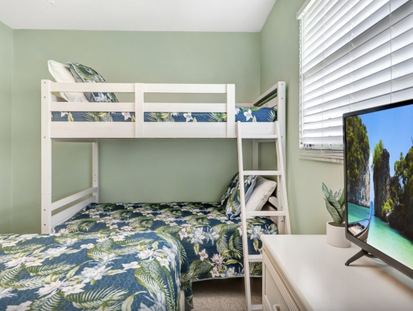 Holmes Beach 2 Bedroom Townhome Rental Sleeps 6