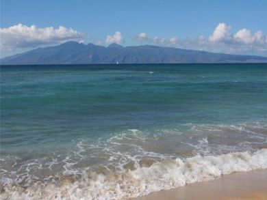 Ocean front vacation condo in Lahaina, Hawaii