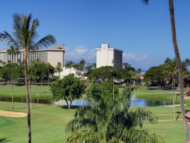 Golf course view vacation condo in Lahaina, Hawaii Golf course view vacation condo in Lahaina, Hawaii