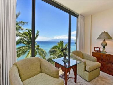 Lahaina Luxury Vacation Rental Condo One Bedroom Sleeps Four