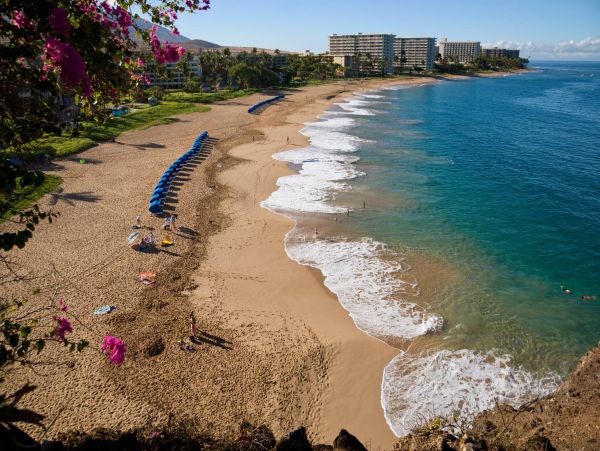 Kaanapali Vacation Rentals Short Walk to Beach.