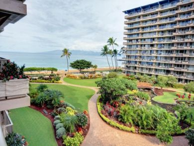 Ocean view vacation condo in Lahaina, Hawaii