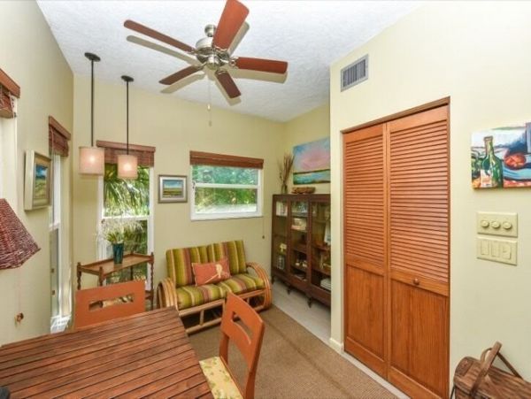 Luxury Three Bedroom Vacation Beach Rental Sleeps 6