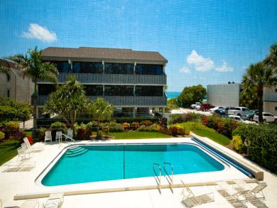Gulf front condo with pool view in Holmes Beach, Florida