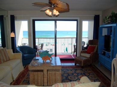 Beach front vacation condo in Destin, Florida Beach front vacation condo in Destin, Florida