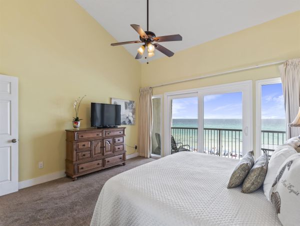 Destin Amazing Beach Front Views, Pool