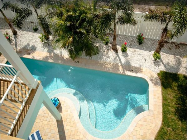 Bradenton Vacation Duplex Three Bedrooms Walk To Beach
