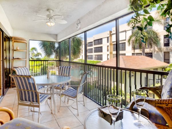 Three Bedroom Sanibel Island Vacation Condo at the Beach