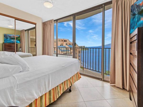 Spectacular Maui Pacific Front Condo 2 Bedrooms