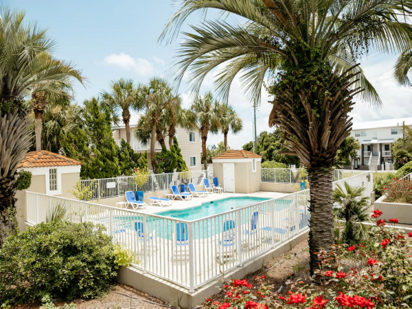 Santa Rosa Beach Luxury Home Sleeps 16  Short Walk to Beach