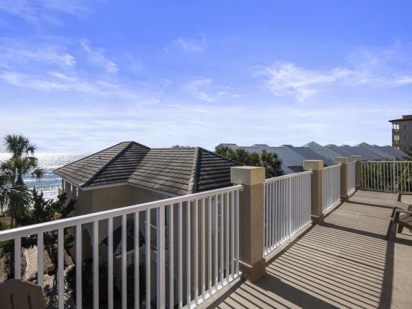 Santa Rosa Beach Luxury Home Sleeps 16  Short Walk to Beach