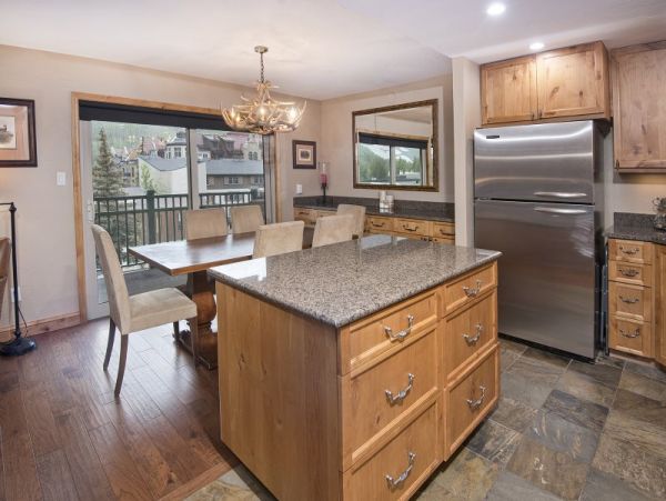 Beautiful Vail Rental with Mountain Views, Spa & Summer Pool