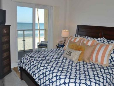 Longboat Key Gulf Front 2 Bedroom Condo Pool Sleeps 4