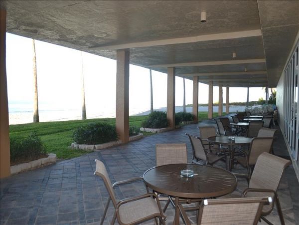 Lovely 2 Bedroom Condo Full Ocean Views in Longboat Key