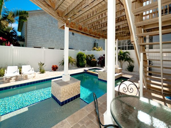 Anna Maria Rental Home Only 200 Steps to the Beach- Pool