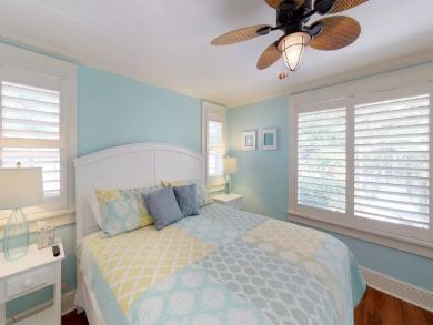 Three Bedroom Rental Home Anna Maria Island with Pool