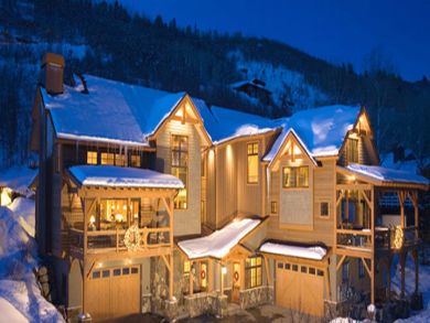 Mountain view vacation home for skiing in Steamboat Springs, Colorado