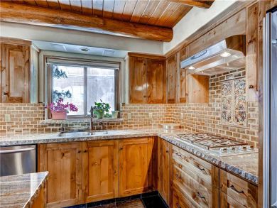 Location Comfort and Views 4 Bedroom Vacation Home in Alta