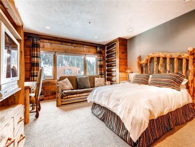 Ski in Vacation Mountain Home in Alta - Indoor Hot Tub -Sleeps 18