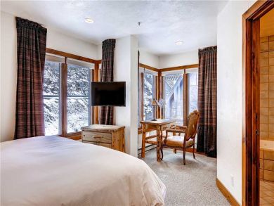 Ski in Vacation Mountain Home in Alta - Indoor Hot Tub -Sleeps 18