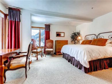 Ski in Vacation Mountain Home in Alta - Indoor Hot Tub -Sleeps 18