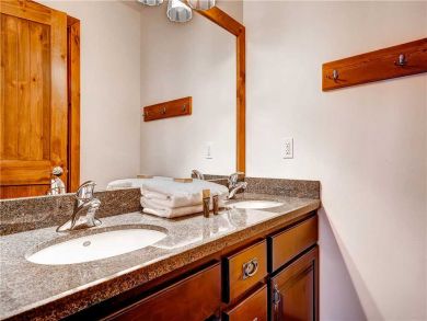 Ski in Vacation Mountain Home in Alta - Indoor Hot Tub -Sleeps 18