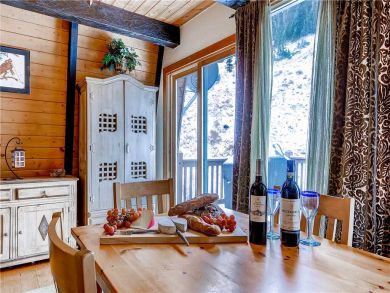 Mountain View Rental Home in Alta - Ski in - Private Hot Tub