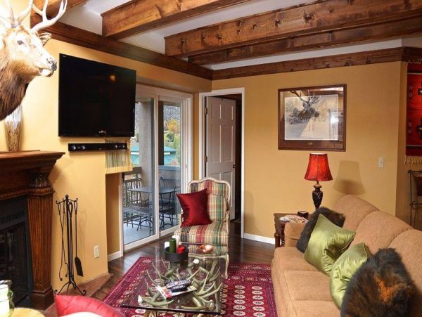Luxury Avon Vacation Condo walk to Lifts