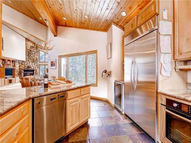 Deluxe Rental Home in Alta Utah - Ski in Ski Out - Sleeps 16