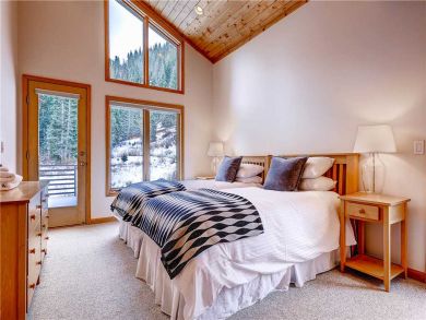 Deluxe Rental Home in Alta Utah - Ski in Ski Out - Sleeps 16