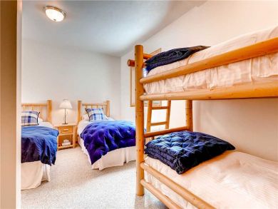 Deluxe Rental Home in Alta Utah - Ski in Ski Out - Sleeps 16
