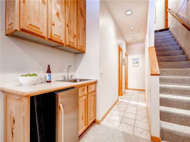 Deluxe Rental Home in Alta Utah - Ski in Ski Out - Sleeps 16
