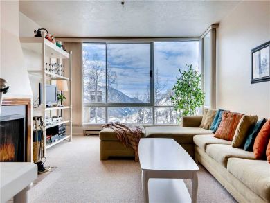 Alta Condo 884371 Alta Condo 884371