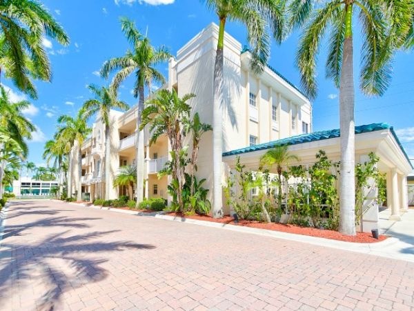 Lovely Two Bedroom Two Bathroom  Vacation Condo  3rd Floor