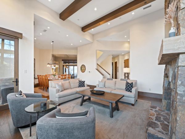 Ultra Modern 5 Bedroom Vail Home Sleeps 10 Great Location